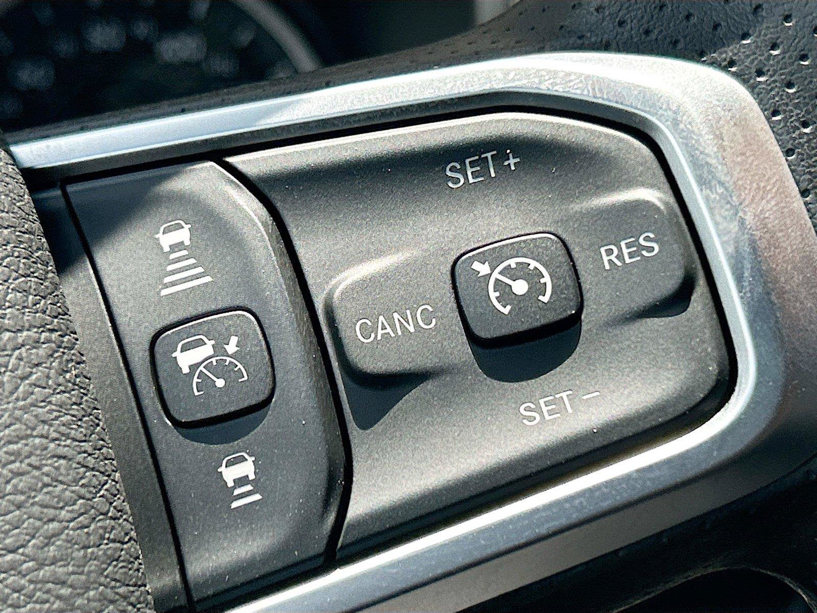 New 2026 RAM 2500 Tradesman w/ Chrome Appearance Group AWD/4WD image 34