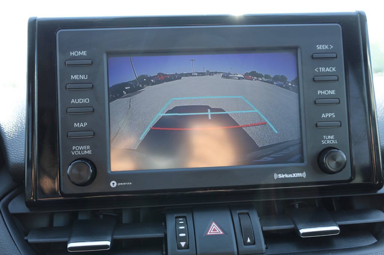 Used 2022 Toyota RAV4 XLE Premium AWD/4WD image 22
