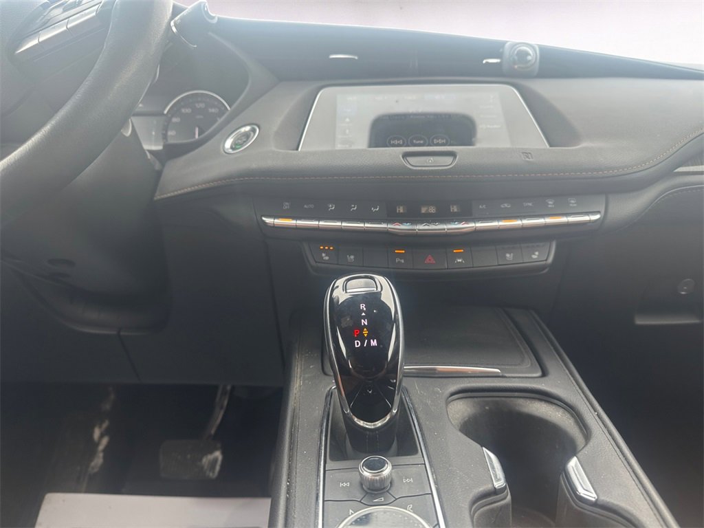 Used 2021 Cadillac XT4 Premium Luxury image 11