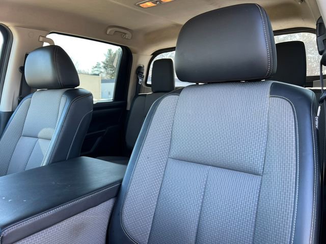 Used 2018 Nissan Titan S w/ S Utility Package image 12