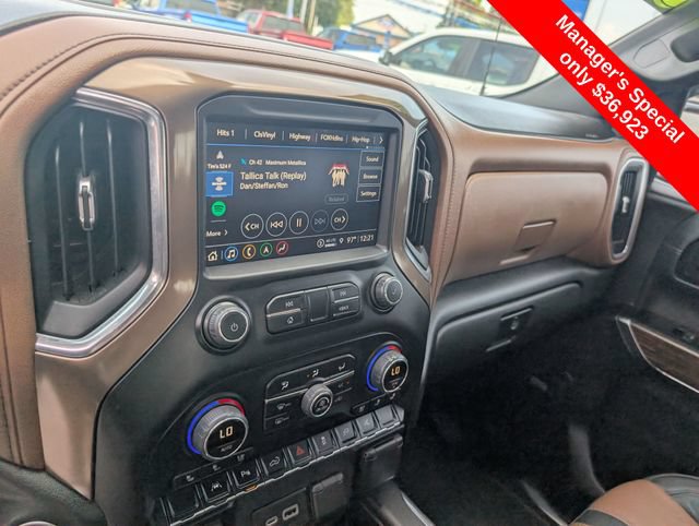 Used 2022 Chevrolet Silverado 1500 High Country w/ Technology Package AWD/4WD image 22