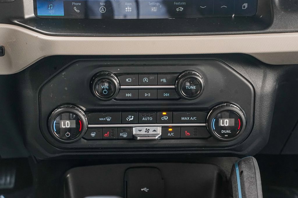 Used 2023 Ford Bronco Wildtrak image 13