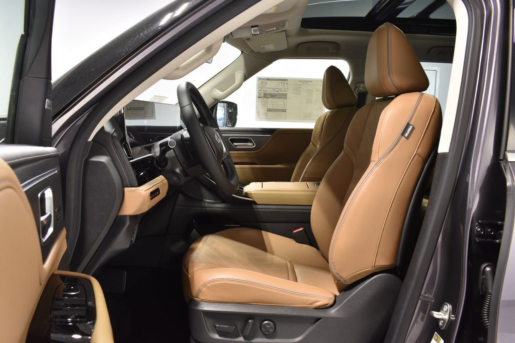 New 2026 INFINITI QX80 Luxe image 11