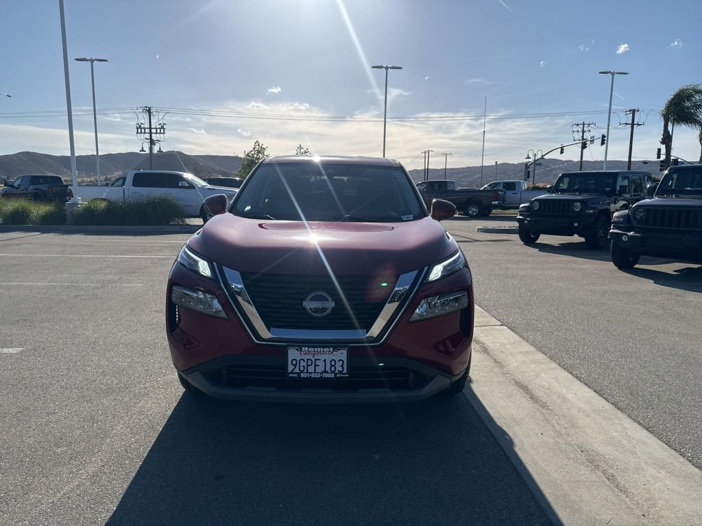Used 2023 Nissan Rogue SV FWD image 3