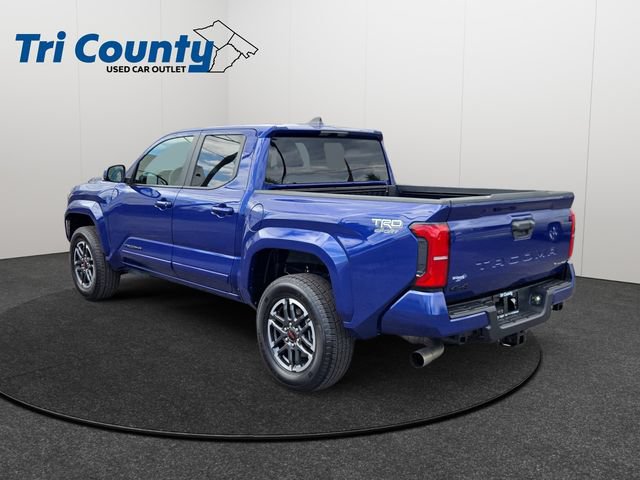 Certified 2025 Toyota Tacoma TRD Sport AWD/4WD image 5