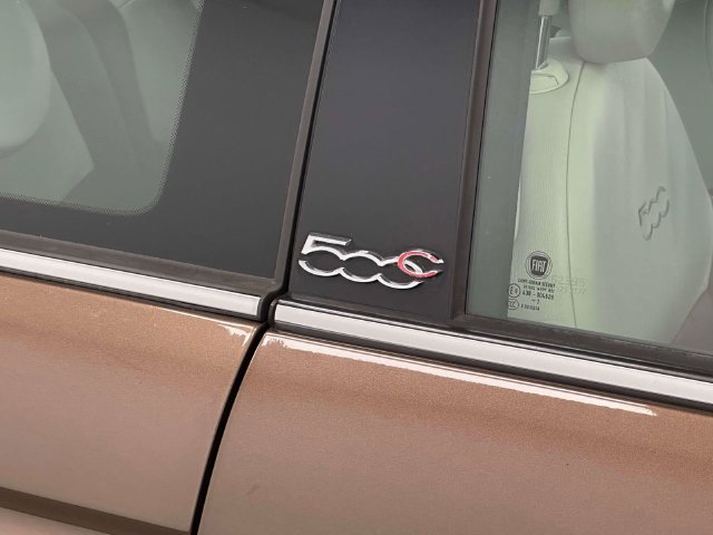 Used 2012 FIAT 500 Lounge w/ Luxury Leather Pkg FWD image 24