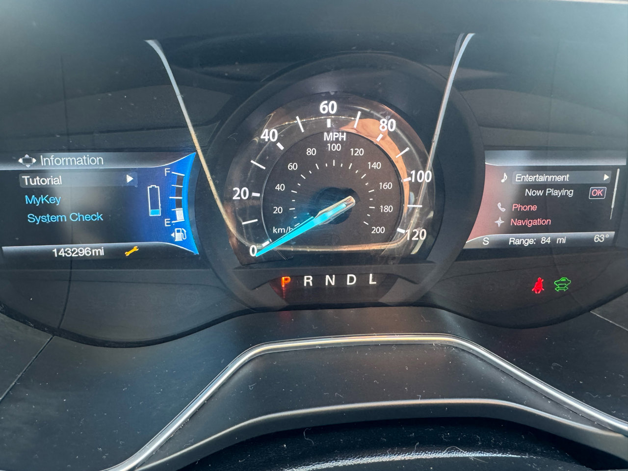 Used 2017 Ford Fusion Energi SE image 17