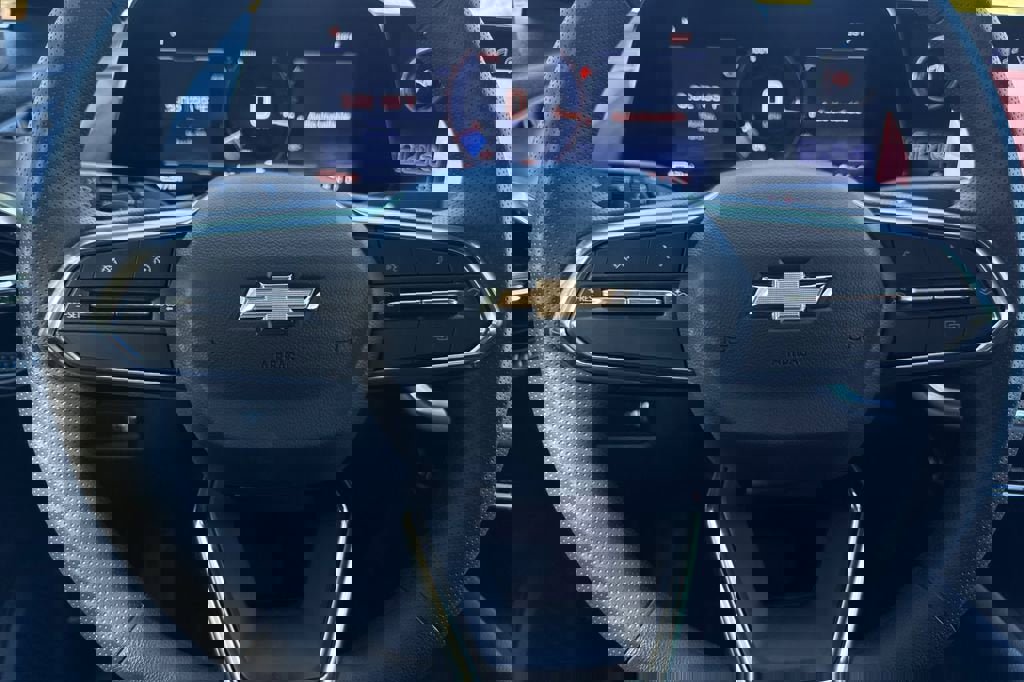 New 2026 Chevrolet Equinox EV LT image 23