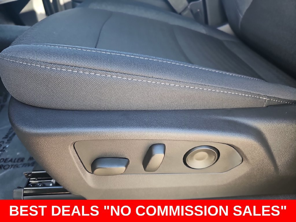 New 2026 Chevrolet Silverado 1500 Custom w/ LPO, Dark Essentials Package RWD image 28