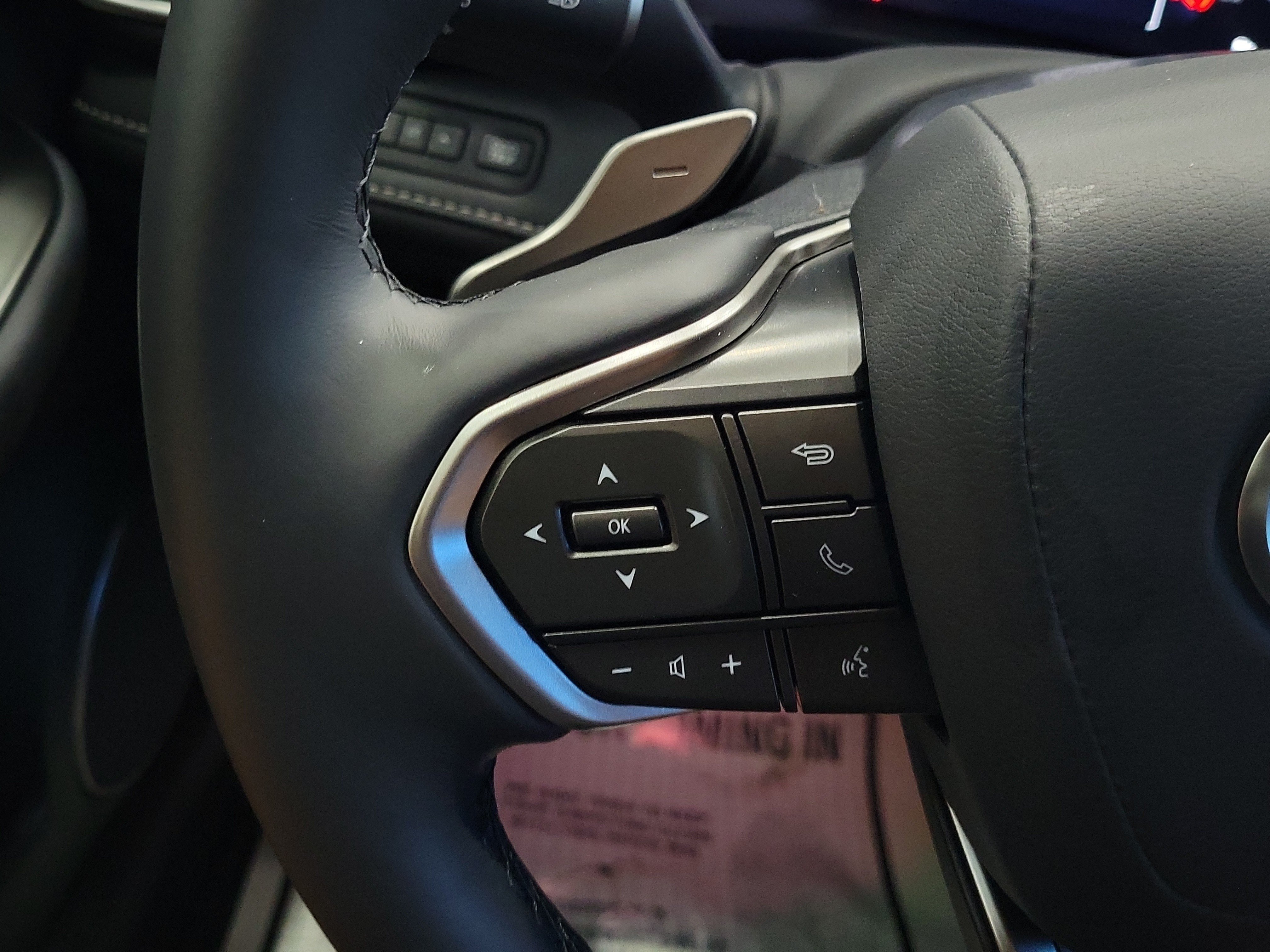Used 2026 Lexus IS 350 F Sport w/ Accessory Package Z1 RWD image 23