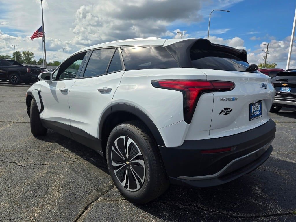 New 2026 Chevrolet Blazer EV LT image 13