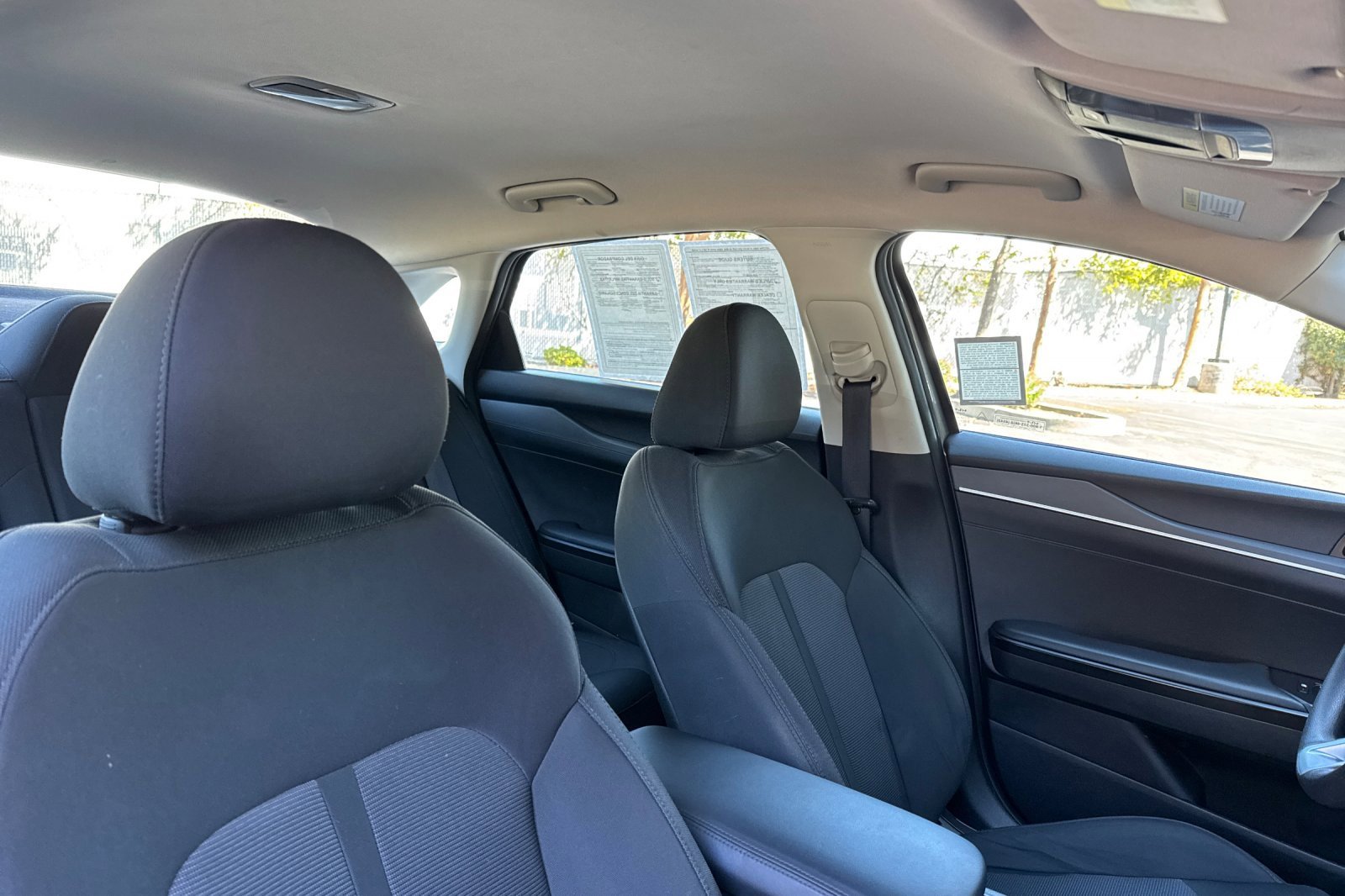 Used 2023 Kia K5 LXS image 18