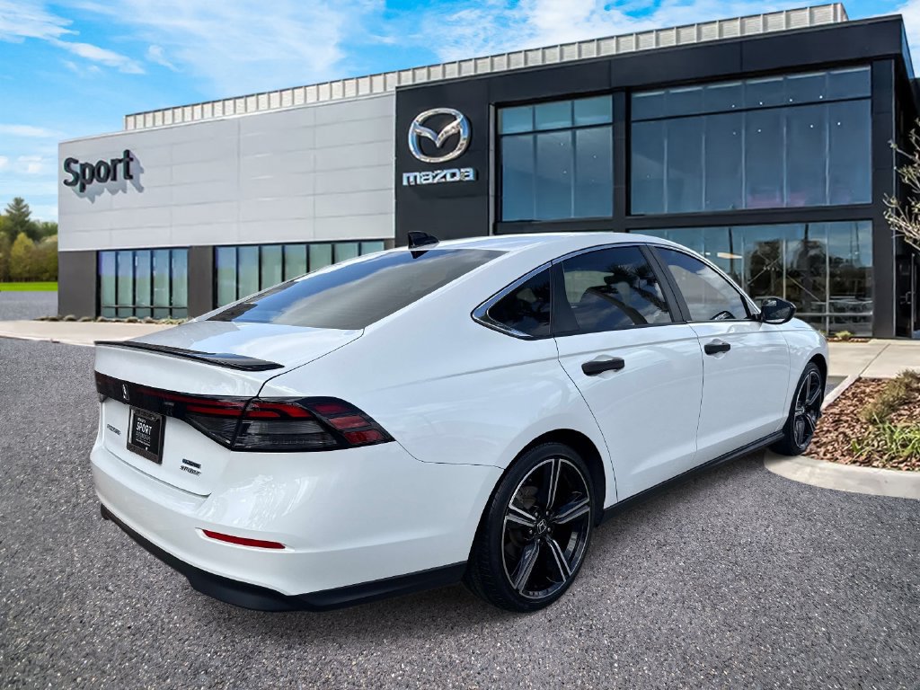 Used 2023 Honda Accord Sport image 3
