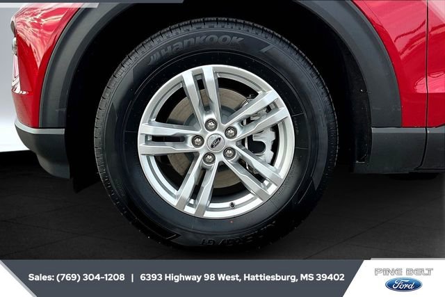 Used 2022 Ford Explorer XLT w/ Equipment Group 202A image 7