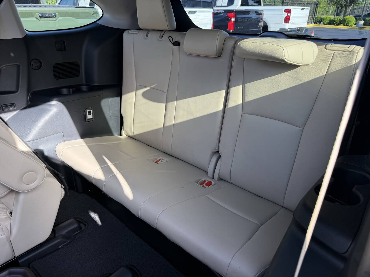 Used 2021 Toyota Highlander Platinum AWD/4WD image 14