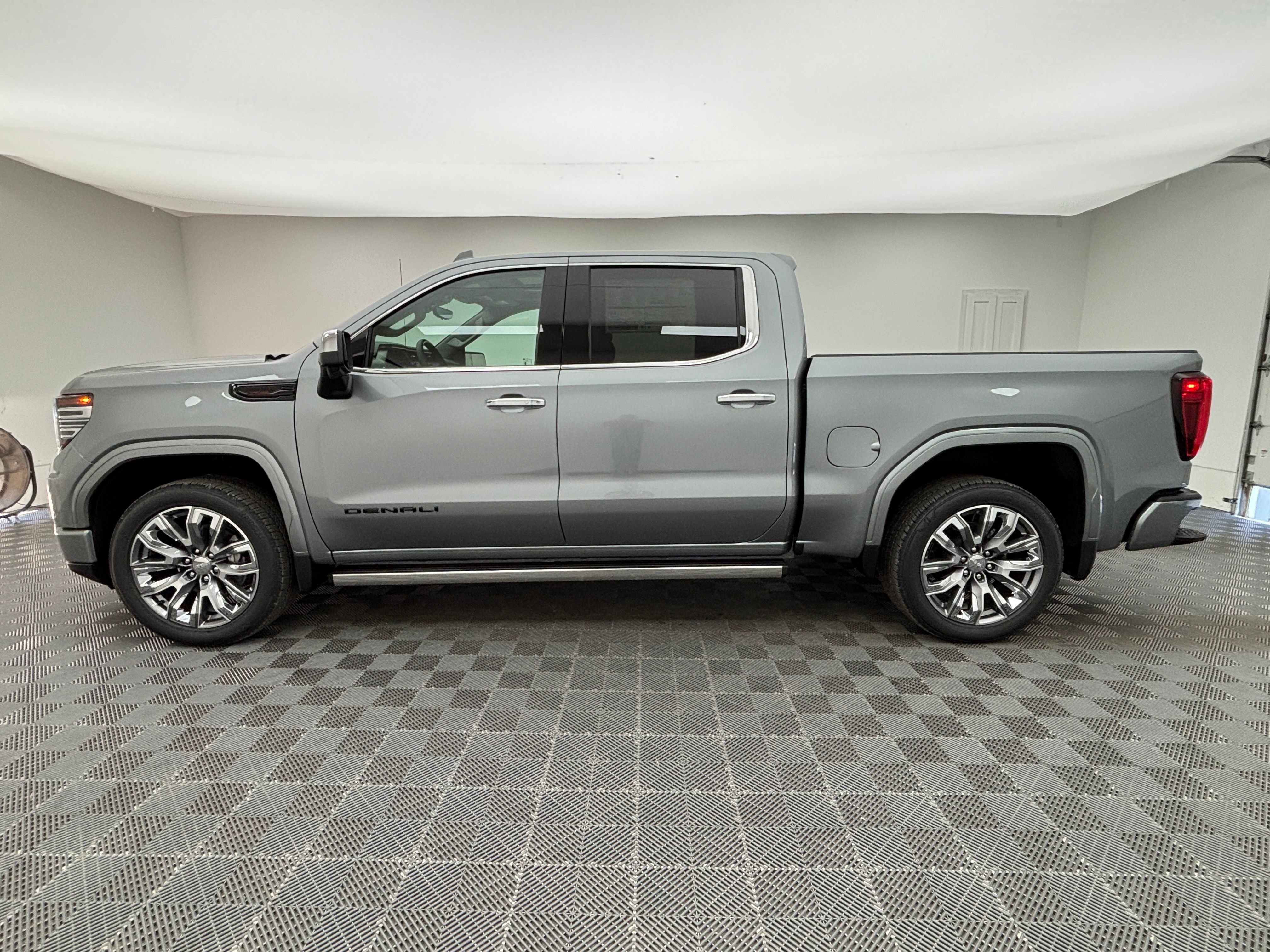 New 2026 GMC Sierra 1500 Denali AWD/4WD image 15