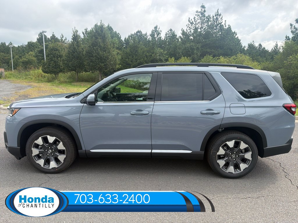 New 2026 Honda Pilot Touring image 4