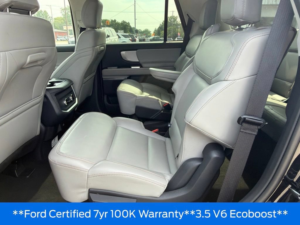 Used 2025 Ford Expedition Active AWD/4WD image 24