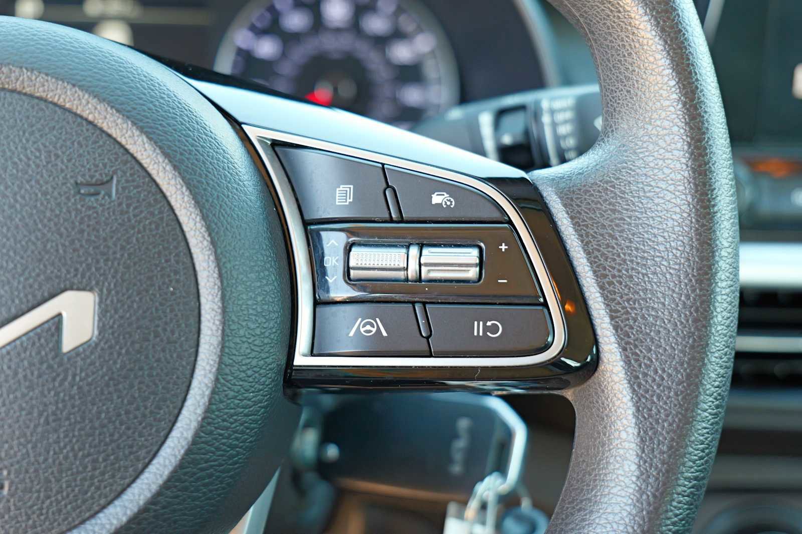 Certified 2024 Kia Forte LXS image 14