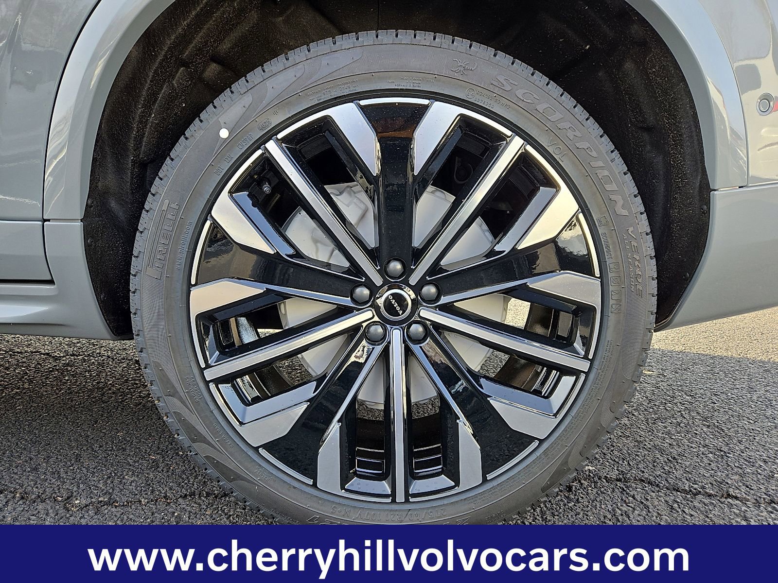 New 2026 Volvo XC90 B6 Ultra w/ Protection Package image 6