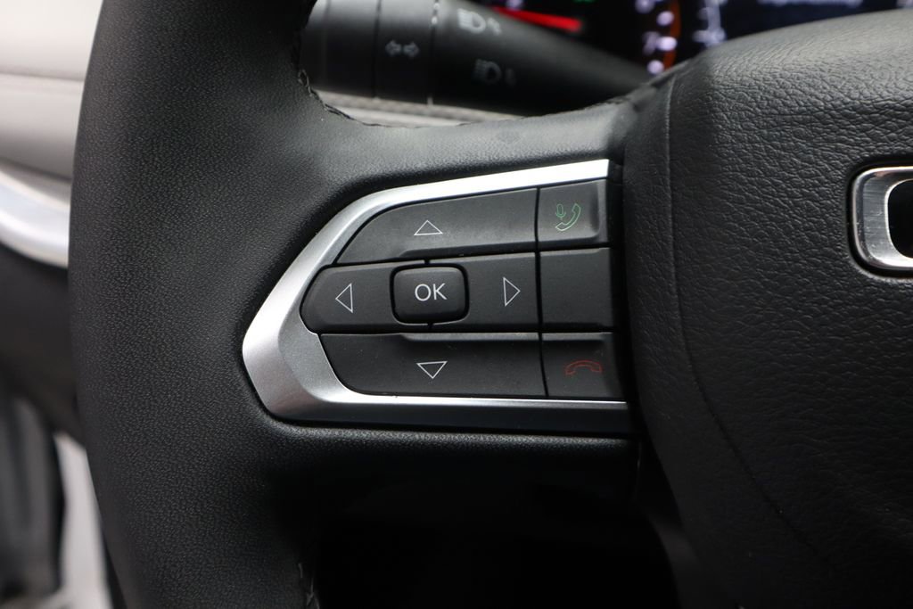 Used 2024 Jeep Compass Limited image 28