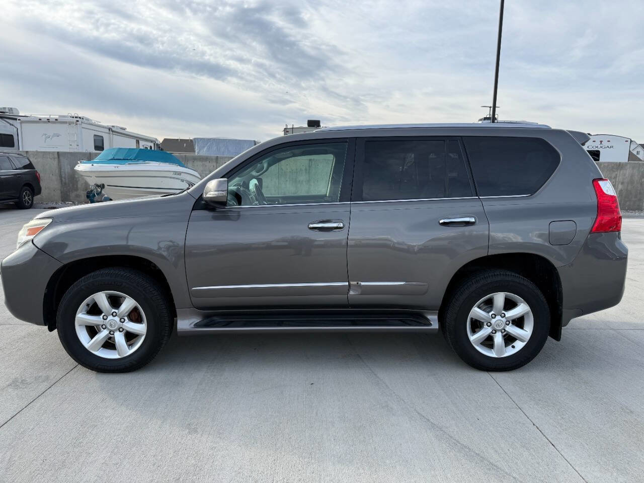 Used 2013 Lexus GX 460 image 6