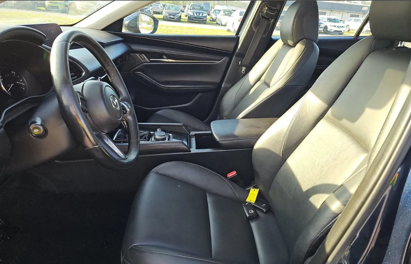 Used 2024 MAZDA MAZDA3 s FWD image 4