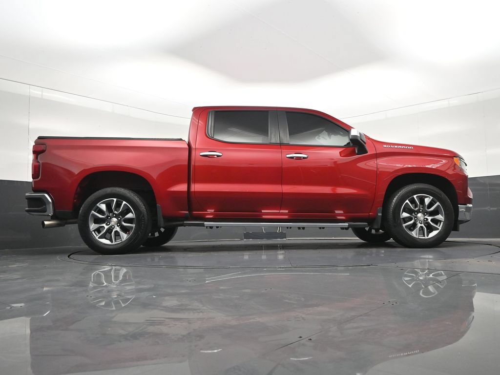 Used 2024 Chevrolet Silverado 1500 LT RWD image 27