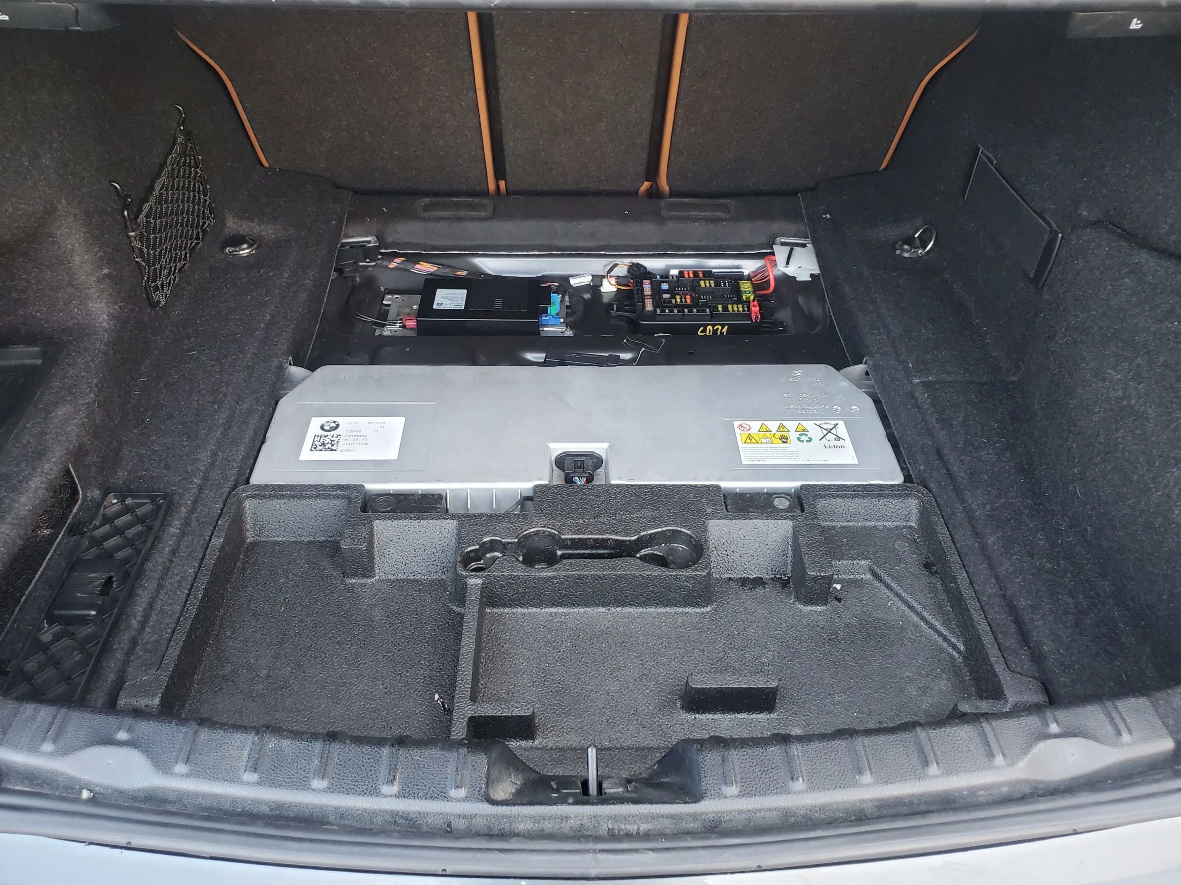 Used 2015 BMW ActiveHybrid 3 w/ Technology Package image 67