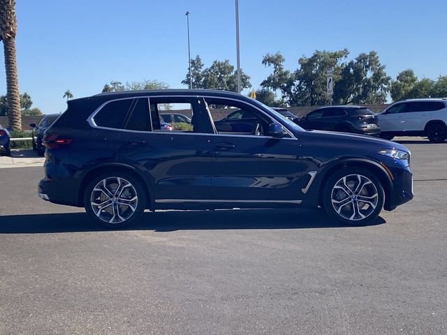 Used 2026 BMW X5 xDrive50e w/ Premium Package AWD/4WD image 5