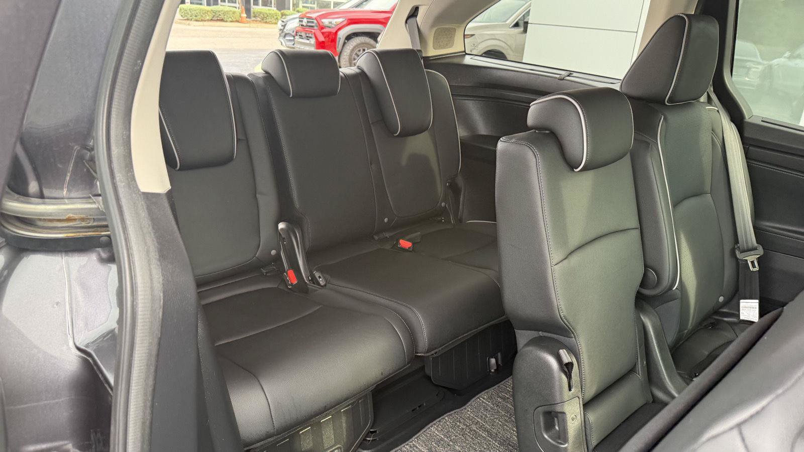 Used 2026 Honda Odyssey Elite image 27