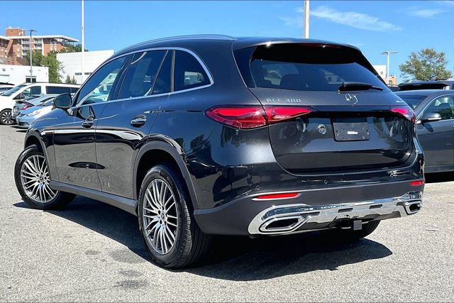 Used 2026 Mercedes-Benz GLC 300 4MATIC image 10