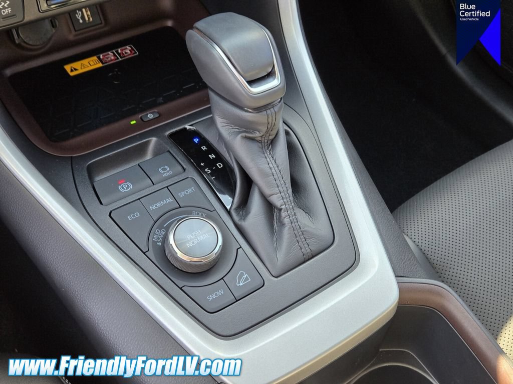 Used 2025 Toyota RAV4 Limited w/ Advanced Technology Package AWD/4WD image 25