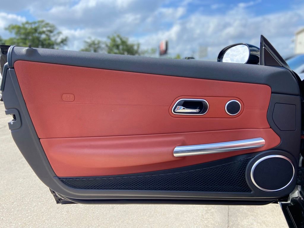 Used 2008 Chrysler Crossfire Limited RWD image 18