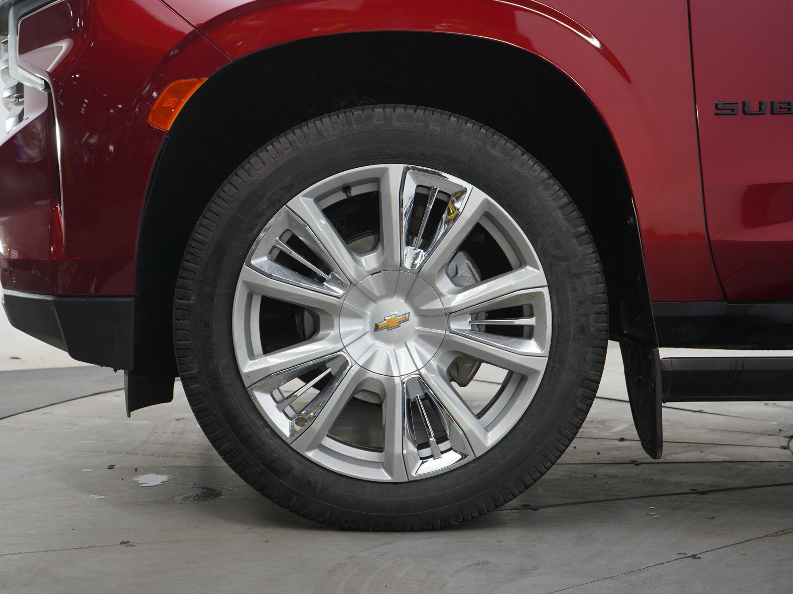 Used 2021 Chevrolet Suburban High Country w/ Premium Package AWD/4WD image 36