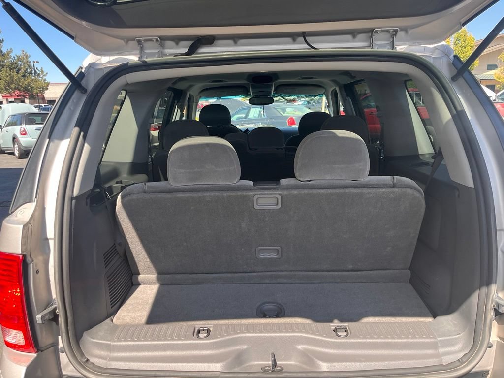 Used 2004 Ford Explorer XLT AWD/4WD image 5
