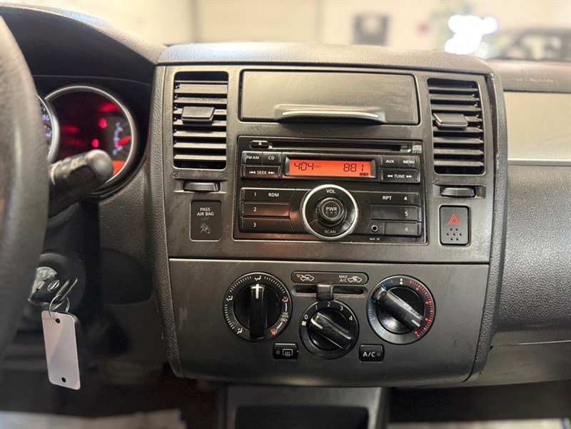 Used 2010 Nissan Versa 1.8 S w/ PWR Plus Pkg image 15