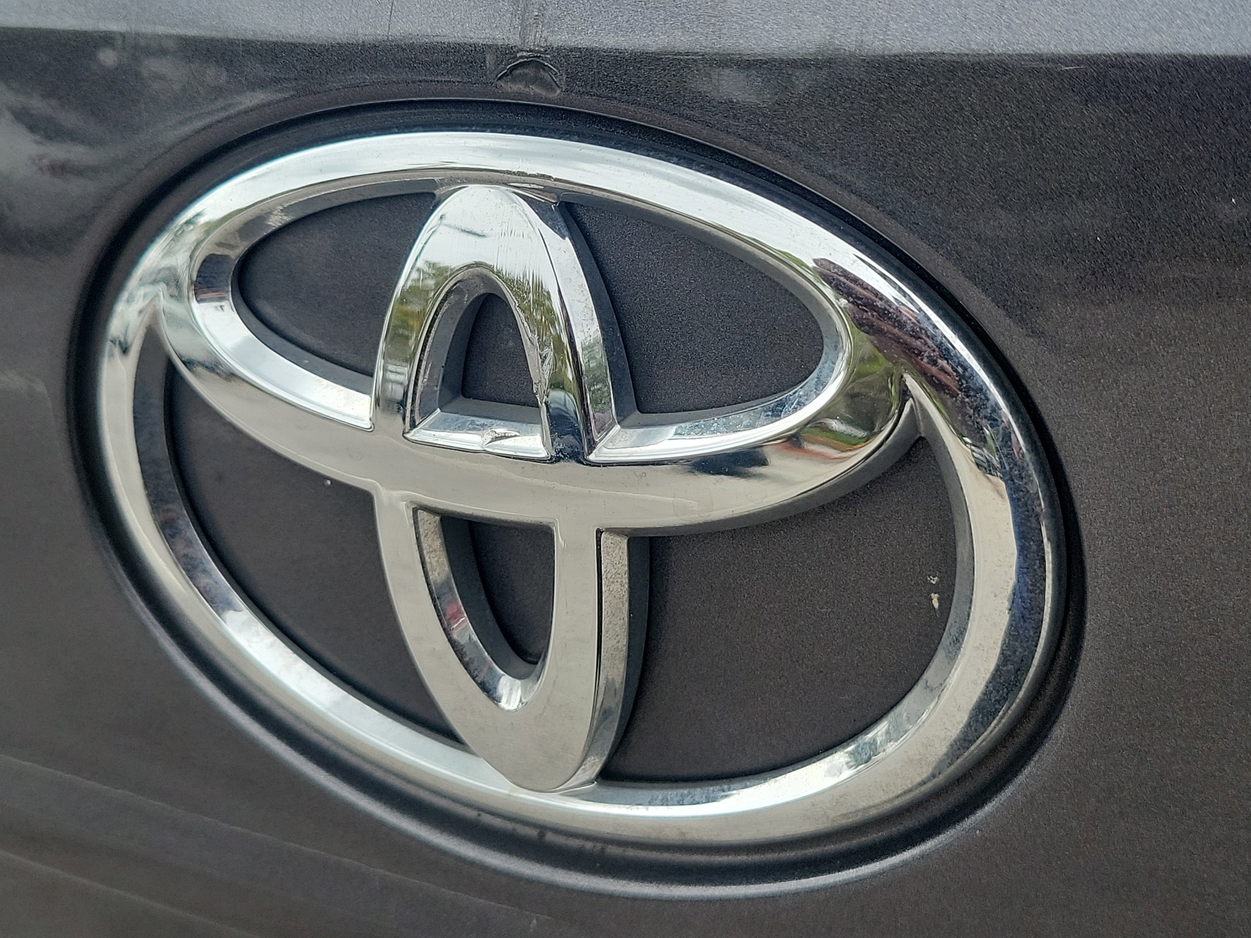 Used 2023 Toyota Highlander XLE FWD image 6