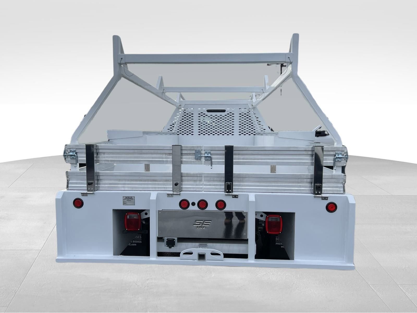 Used 2024 Ford F550 2WD Regular Cab Super Duty image 6