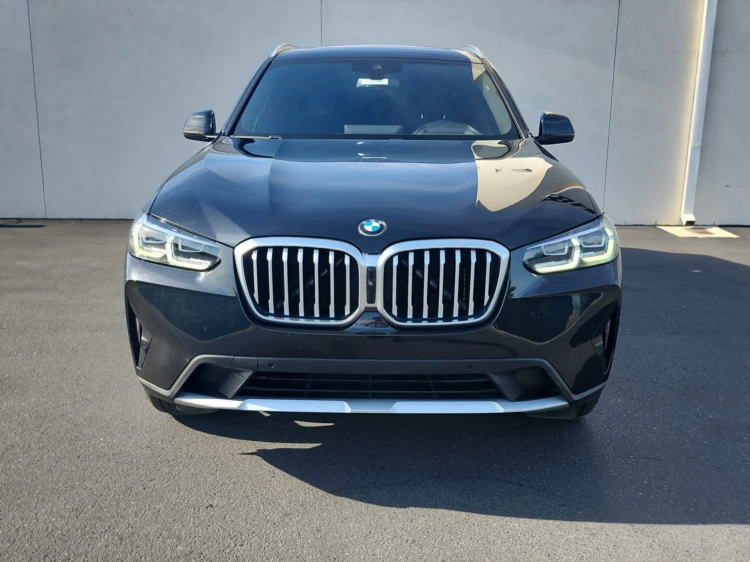 Used 2023 BMW X3 xDrive30i w/ Premium Package AWD/4WD image 5