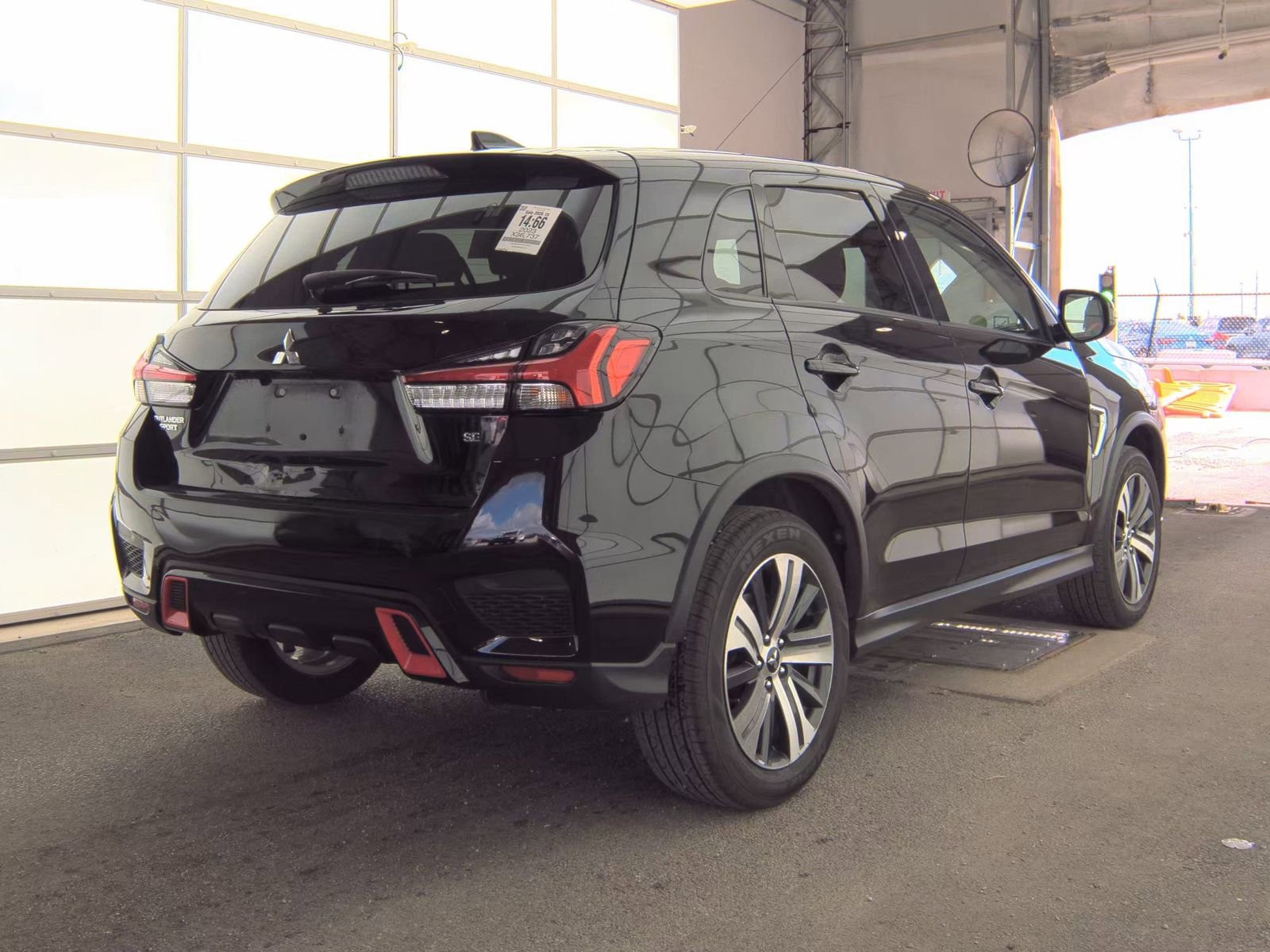 Used 2023 Mitsubishi Outlander Sport ES AWD/4WD image 4