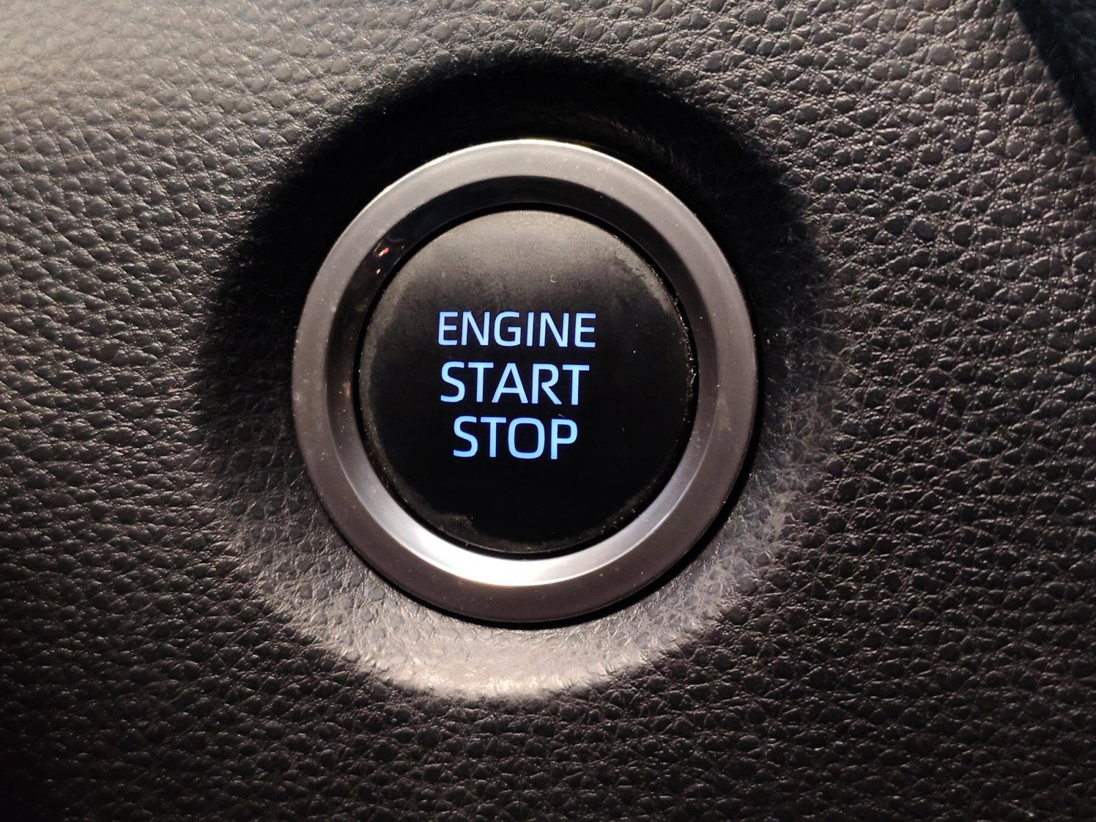 Used 2020 Toyota Corolla SE image 30