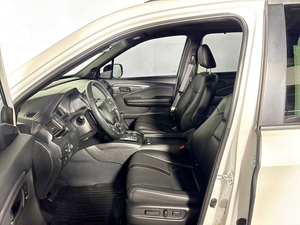 Certified 2022 Honda Passport TrailSport image 12