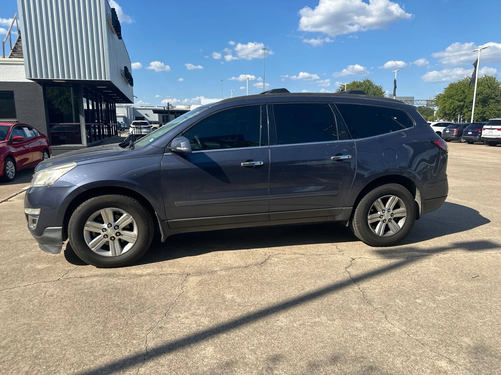 Used 2014 Chevrolet Traverse LT FWD image 4