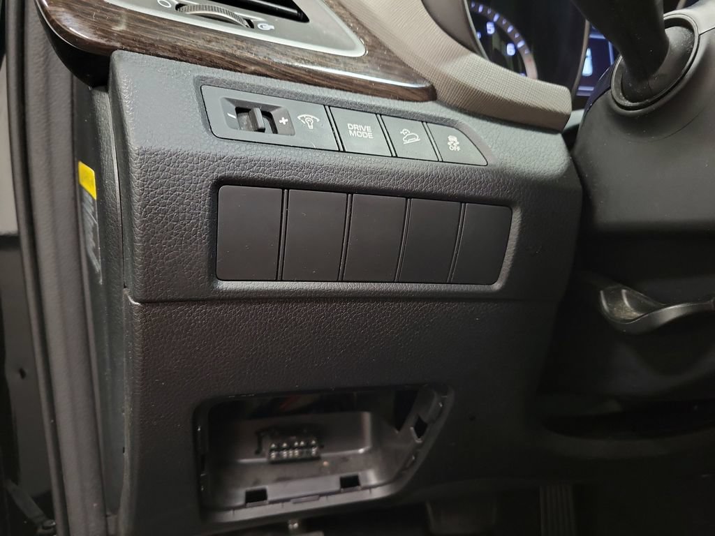 Used 2018 Hyundai Santa Fe Sport FWD image 26