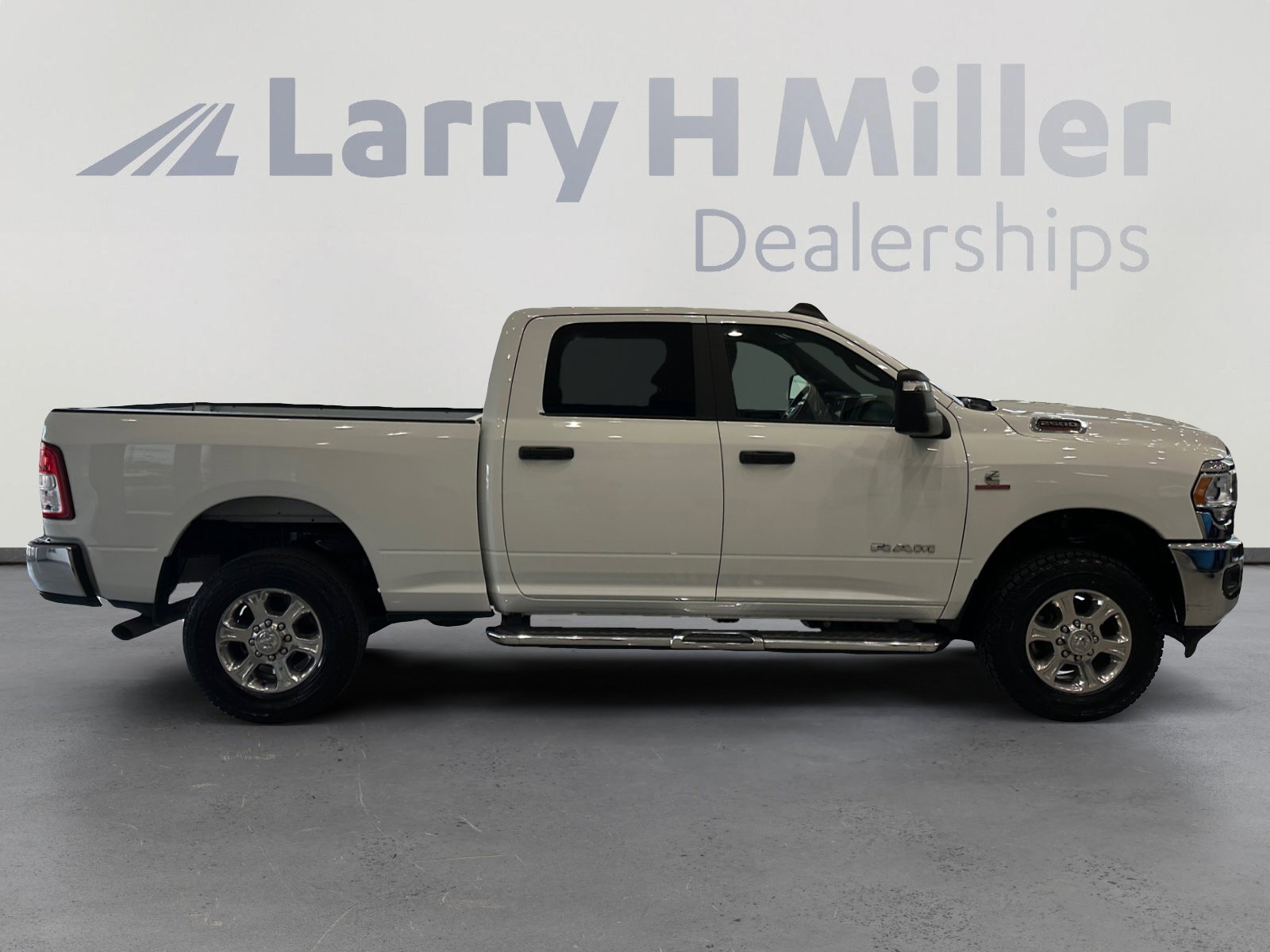 Used 2024 RAM 2500 Big Horn image 6