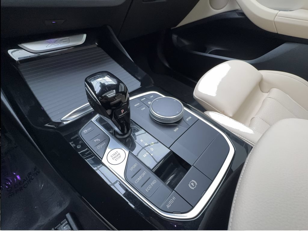 Used 2024 BMW X3 sDrive30i w/ Premium Package RWD image 46