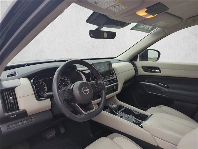 Used 2023 Nissan Pathfinder SL image 11