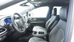 New 2026 Chrysler Voyager LX FWD image 23