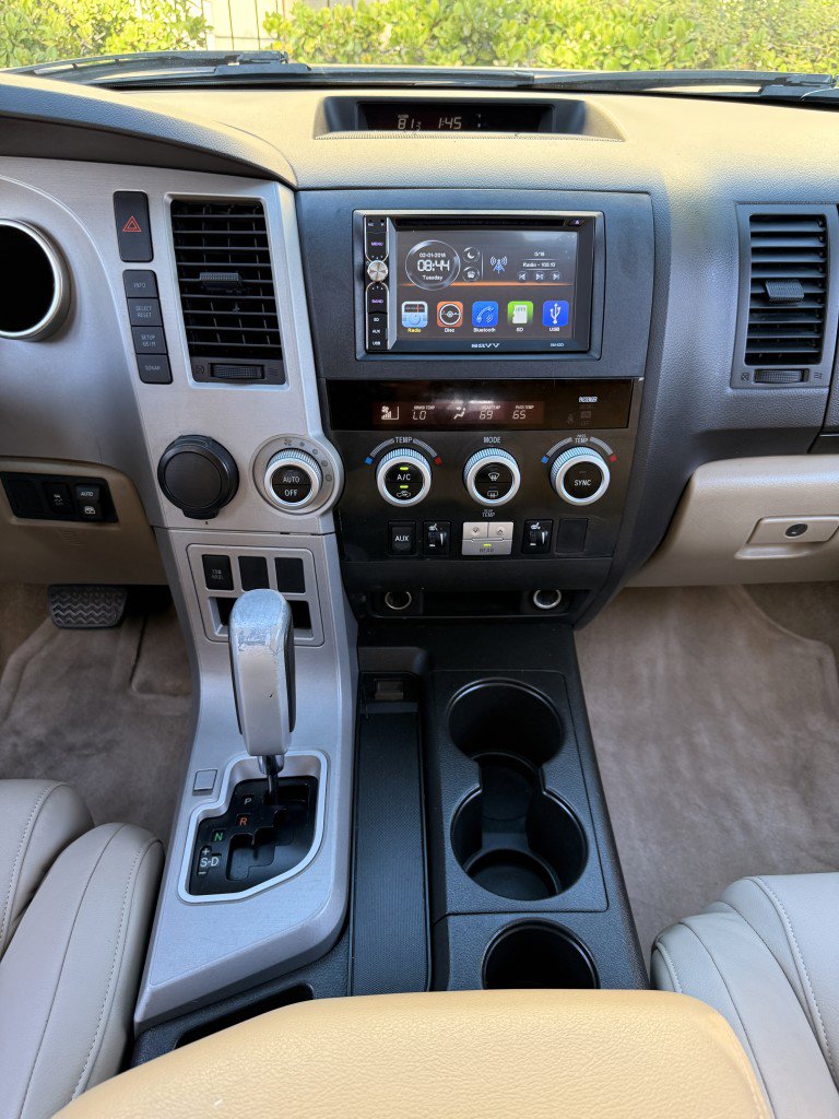 Used 2008 Toyota Sequoia Limited image 23